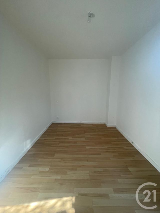 Afficher la photo en grand Appartement T2 à louer - 2 pièces - 38.9 m2 - PIERREFITTE NESTALAS - 65 - MIDI-PYRENEES - Century 21 Val Habitat