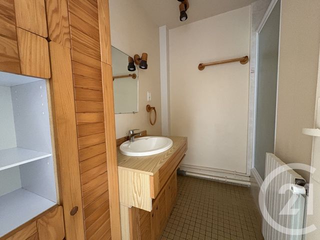 Appartement T2 à vendre - 2 pièces - 49.91 m2 - LOURDES - 65 - MIDI-PYRENEES - Century 21 Val Habitat