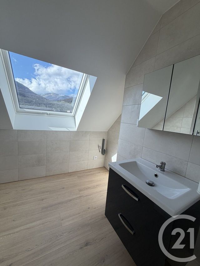 Appartement T3 à vendre - 3 pièces - 40.5 m2 - ARGELES GAZOST - 65 - MIDI-PYRENEES - Century 21 Val Habitat