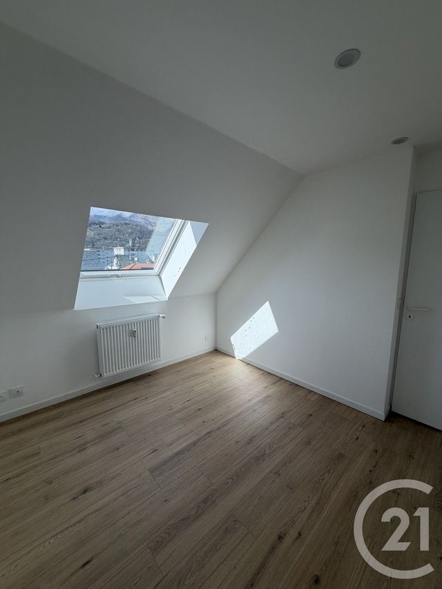 Appartement T3 à vendre - 3 pièces - 40.5 m2 - ARGELES GAZOST - 65 - MIDI-PYRENEES - Century 21 Val Habitat