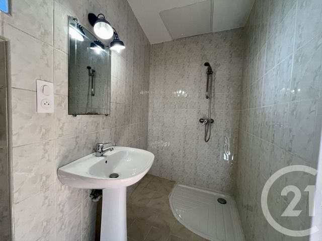 Appartement T1 à louer - 1 pièce - 34.69 m2 - ARGELES GAZOST - 65 - MIDI-PYRENEES - Century 21 Val Habitat