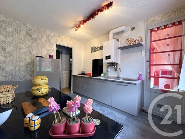 Appartement à vendre - 4 pièces - 64.8 m2 - PIERREFITTE NESTALAS - 65 - MIDI-PYRENEES - Century 21 Val Habitat