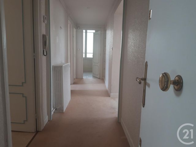 Afficher la photo en grand Appartement T4 à vendre - 4 pièces - 113.0 m2 - LOURDES - 65 - MIDI-PYRENEES - Century 21 Val Habitat
